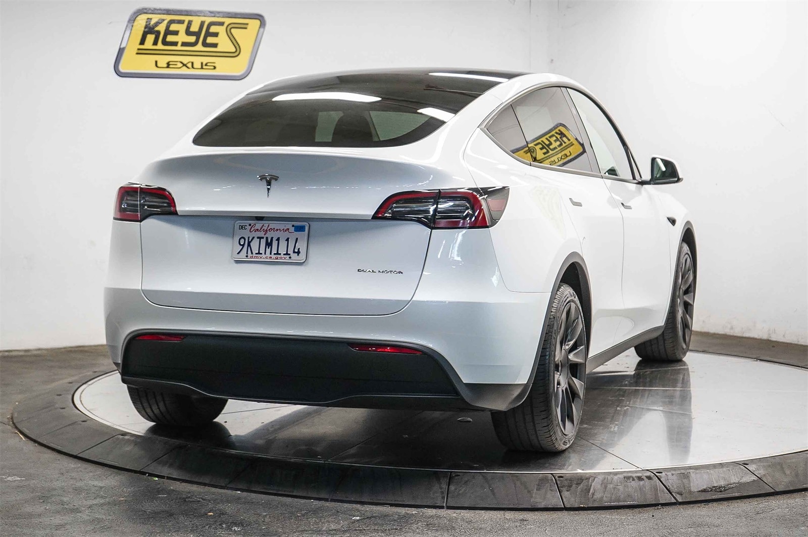 Thumbnail: 2023 Tesla Model Y - 4