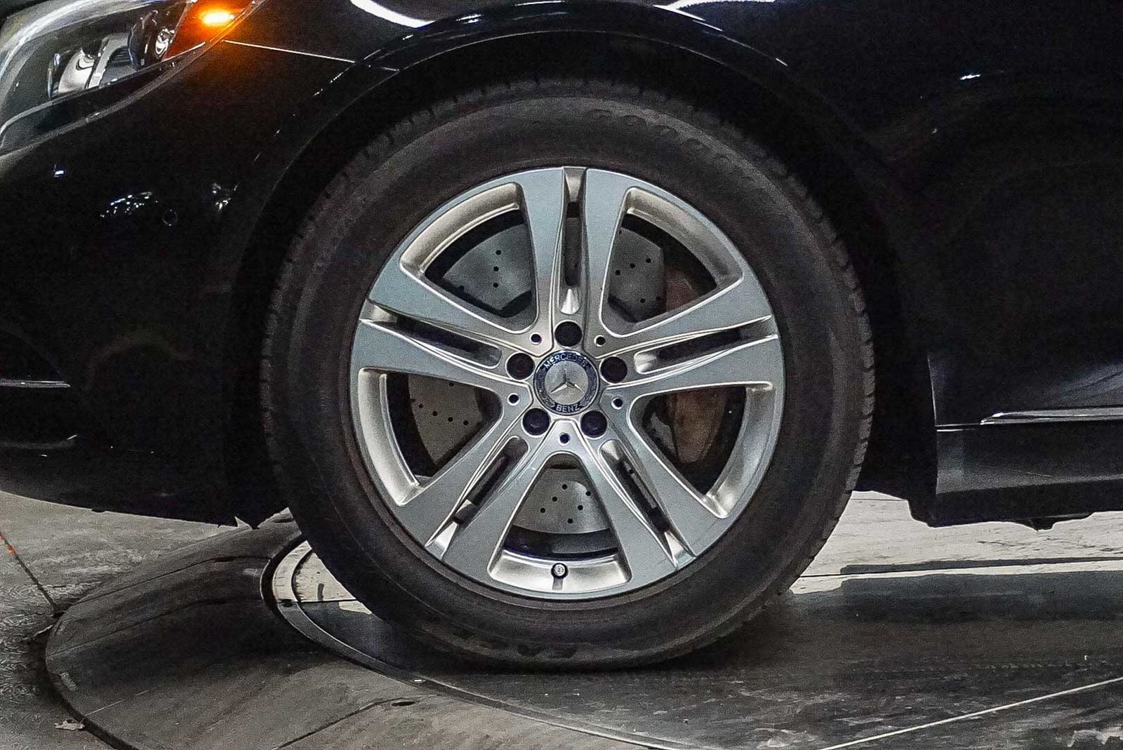 Thumbnail: 2017 Mercedes-Benz S-Class - 9