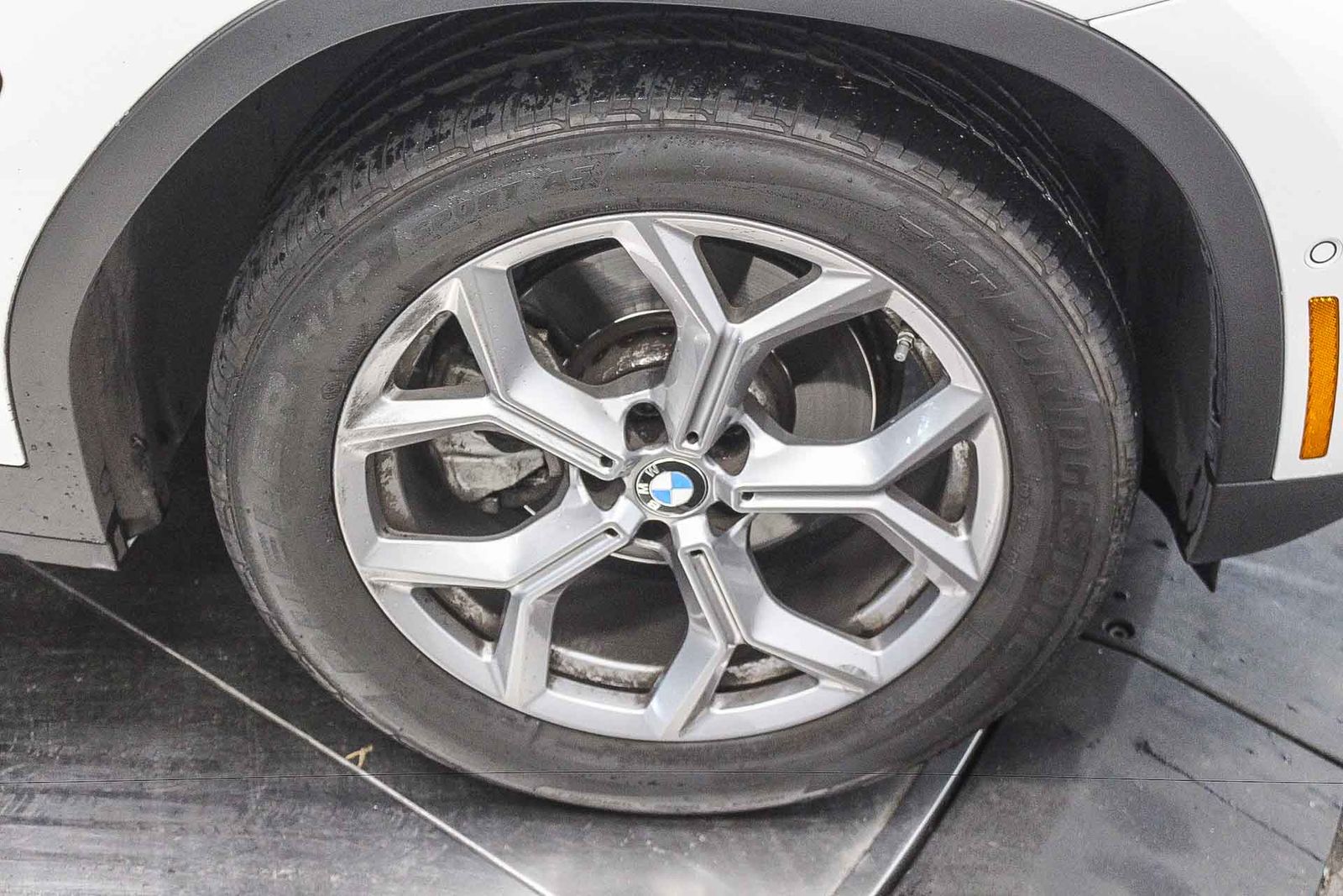 Thumbnail: 2023 BMW X3 - 14