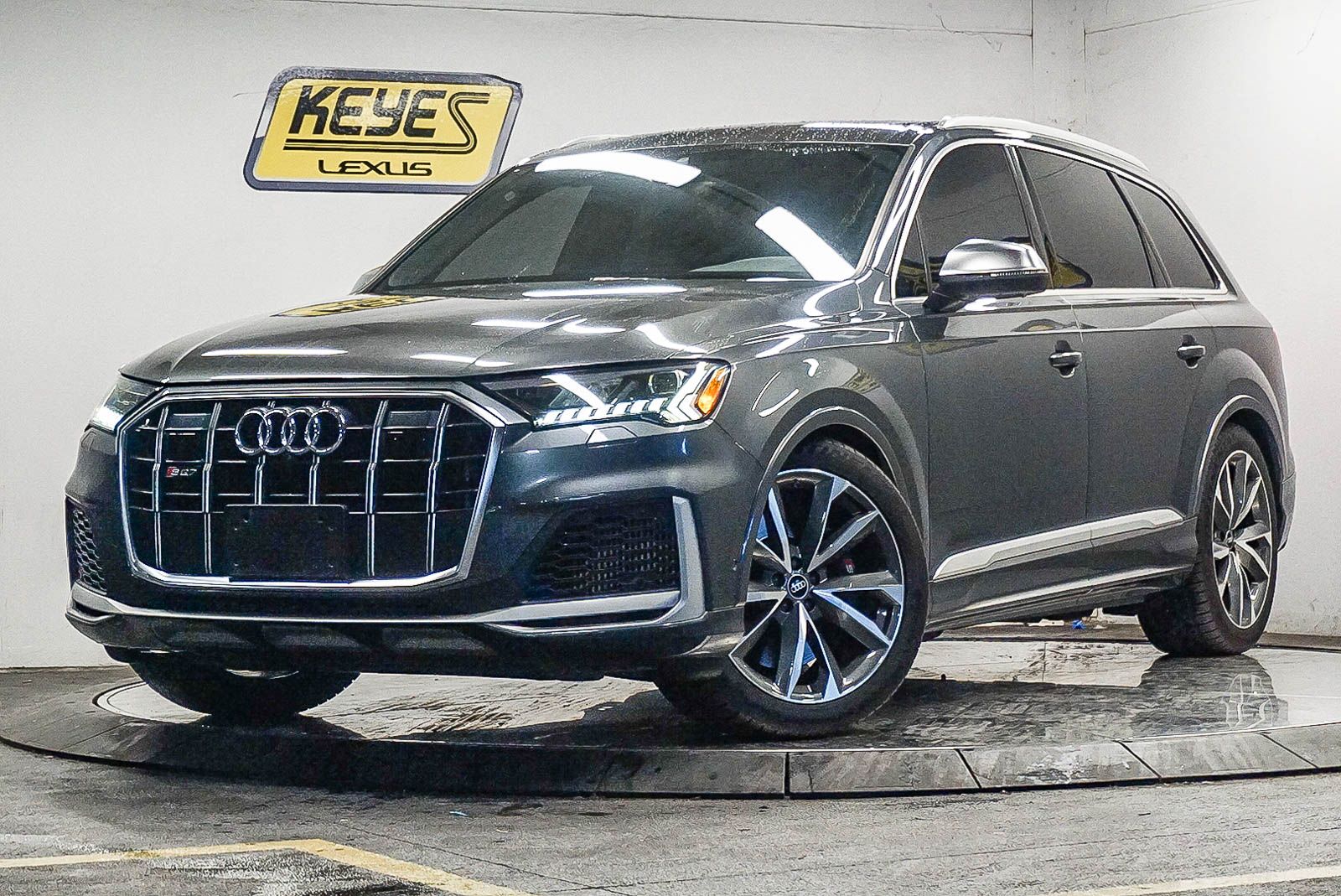 2022 Audi SQ7 Premium Plus -
                  Van Nuys, CA