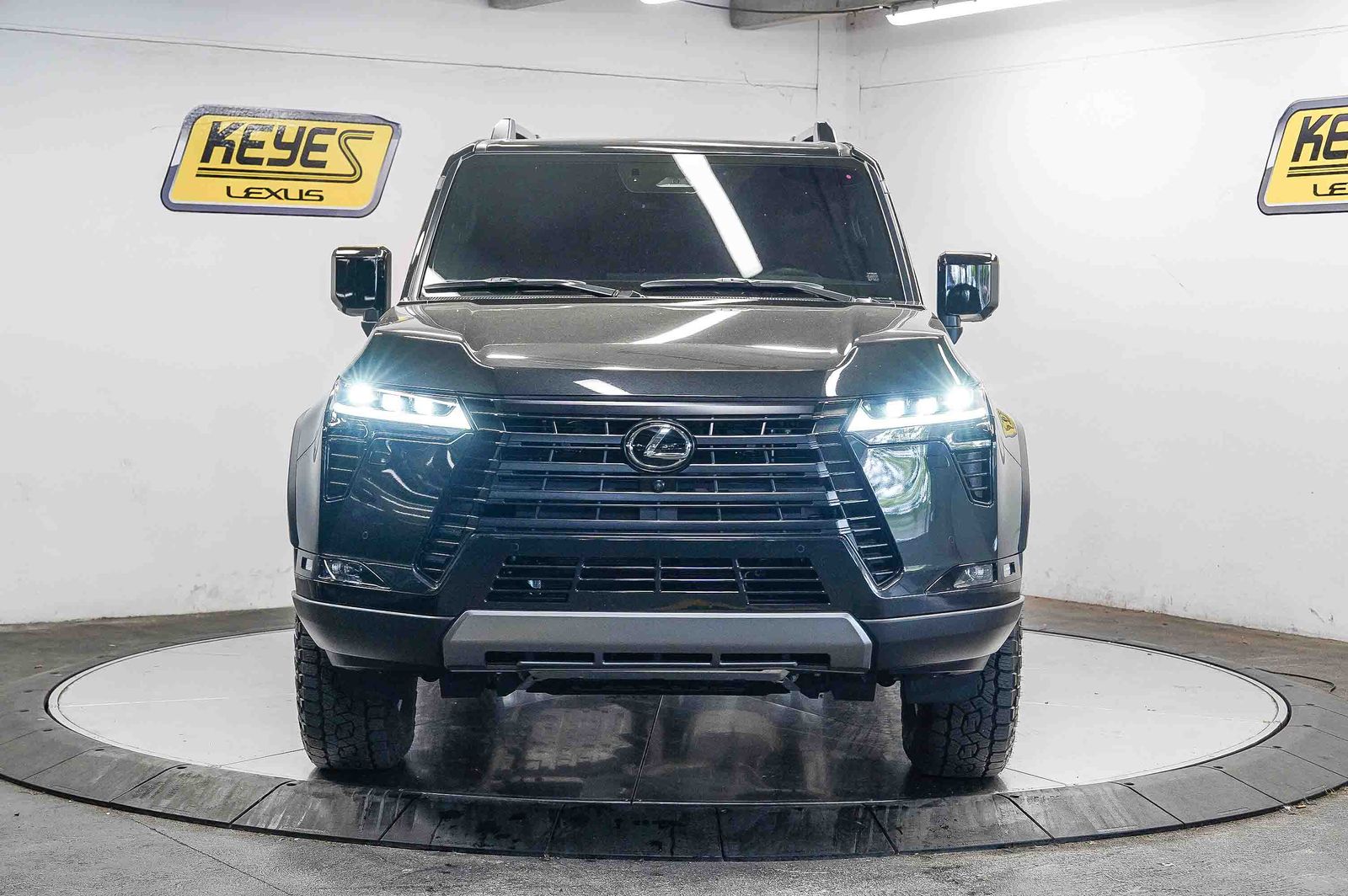 Thumbnail: 2026 Lexus GX - 6