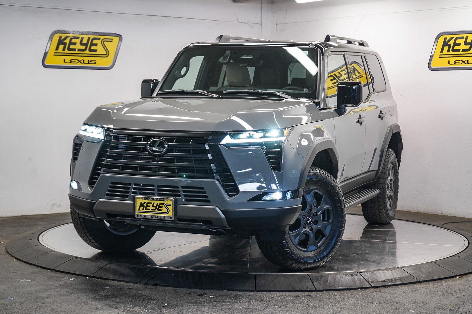 Thumbnail: 2025 Lexus GX - 1