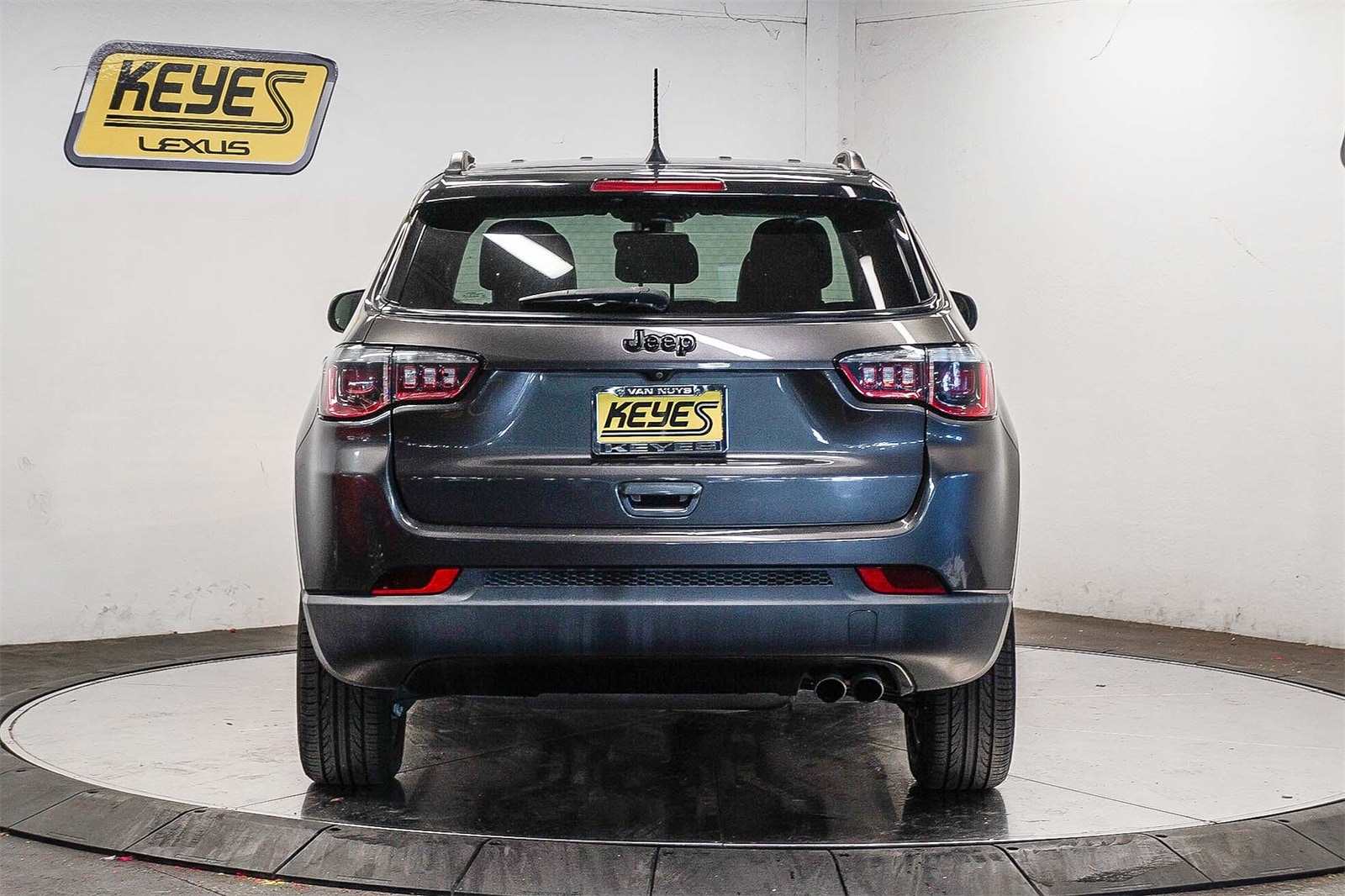 Thumbnail: 2020 Jeep Compass - 3