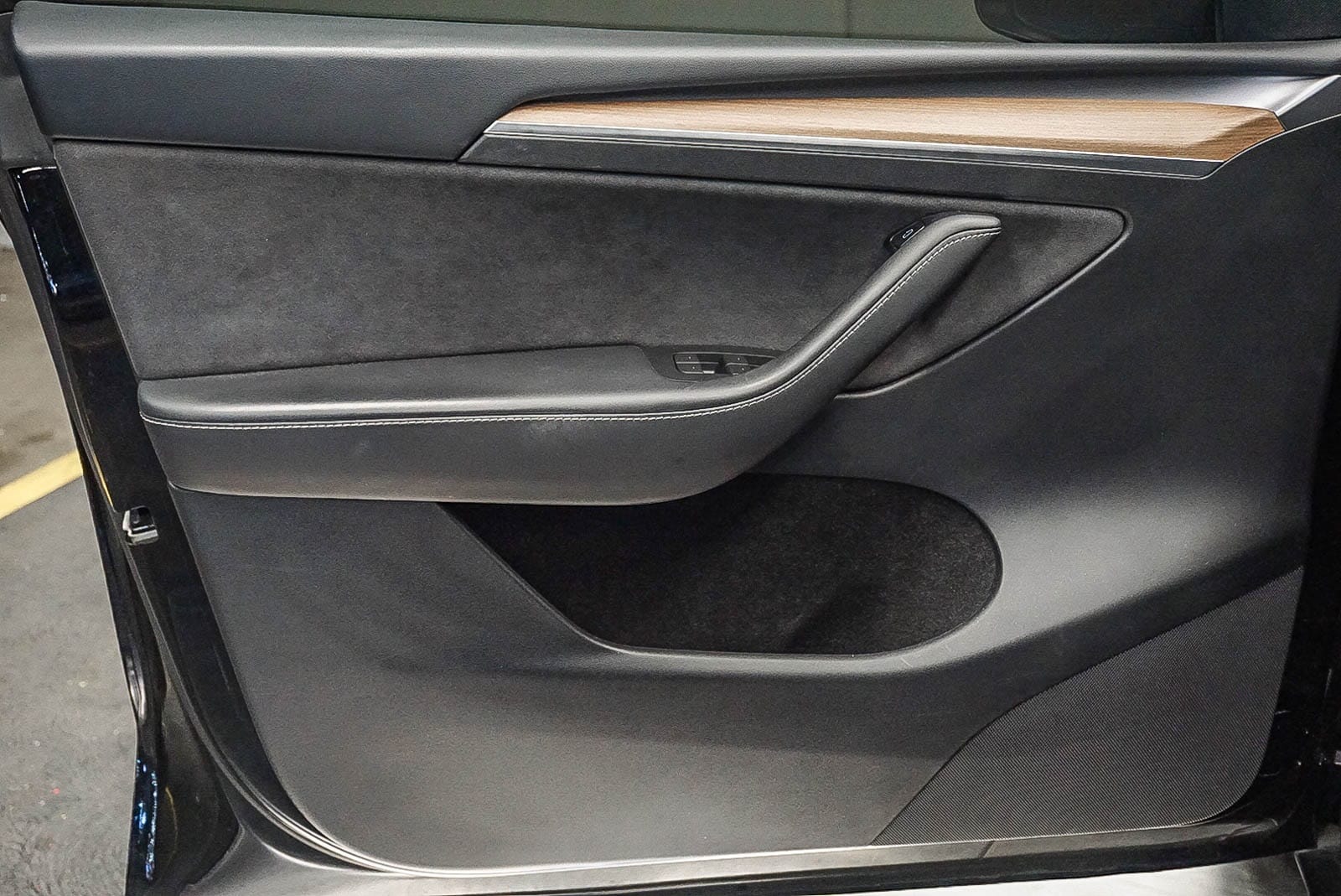 Thumbnail: 2023 Tesla Model Y - 21