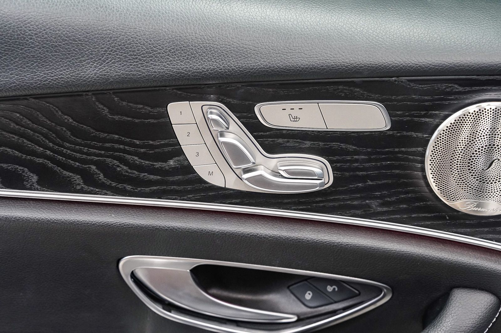 Thumbnail: 2022 Mercedes-Benz E-Class - 22