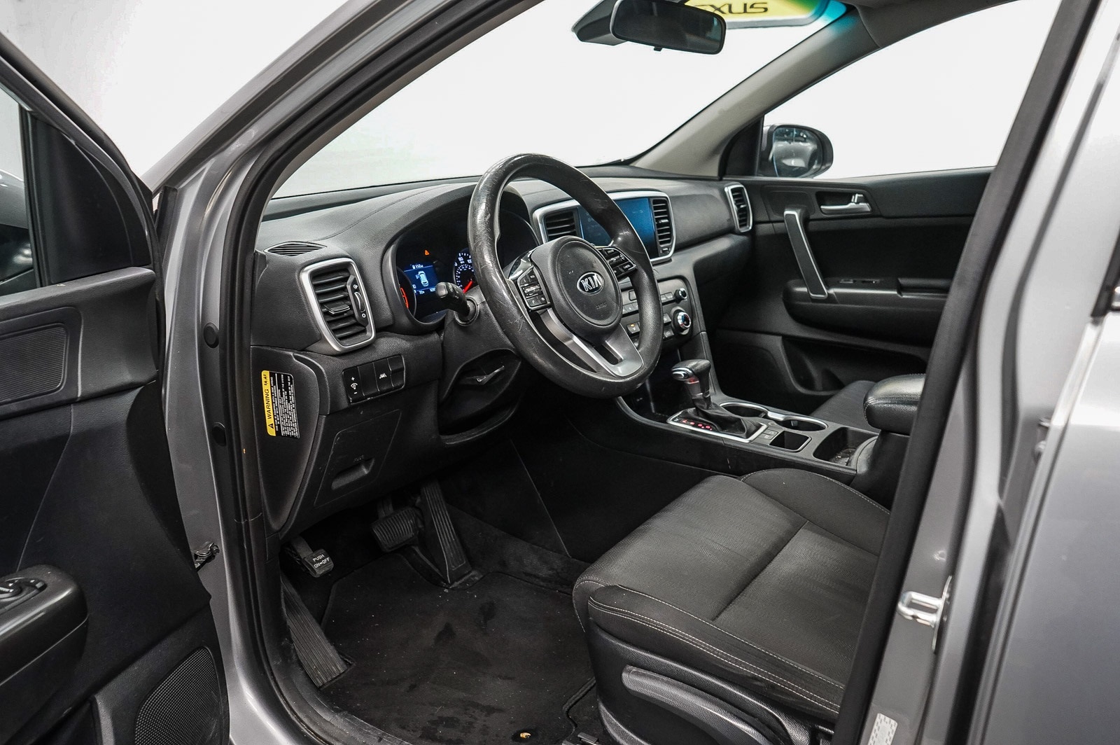 Thumbnail: 2022 Kia Sportage - 17