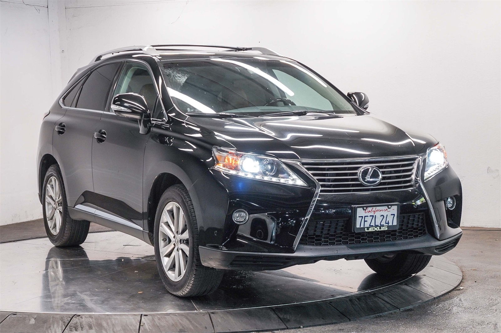 Thumbnail: 2015 Lexus RX - 3
