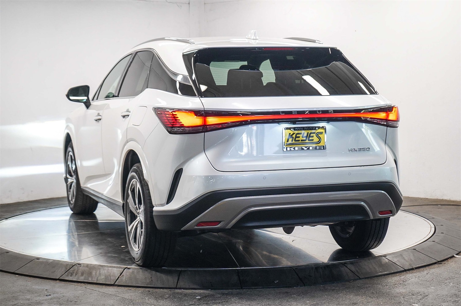 Thumbnail: 2024 Lexus RX - 2
