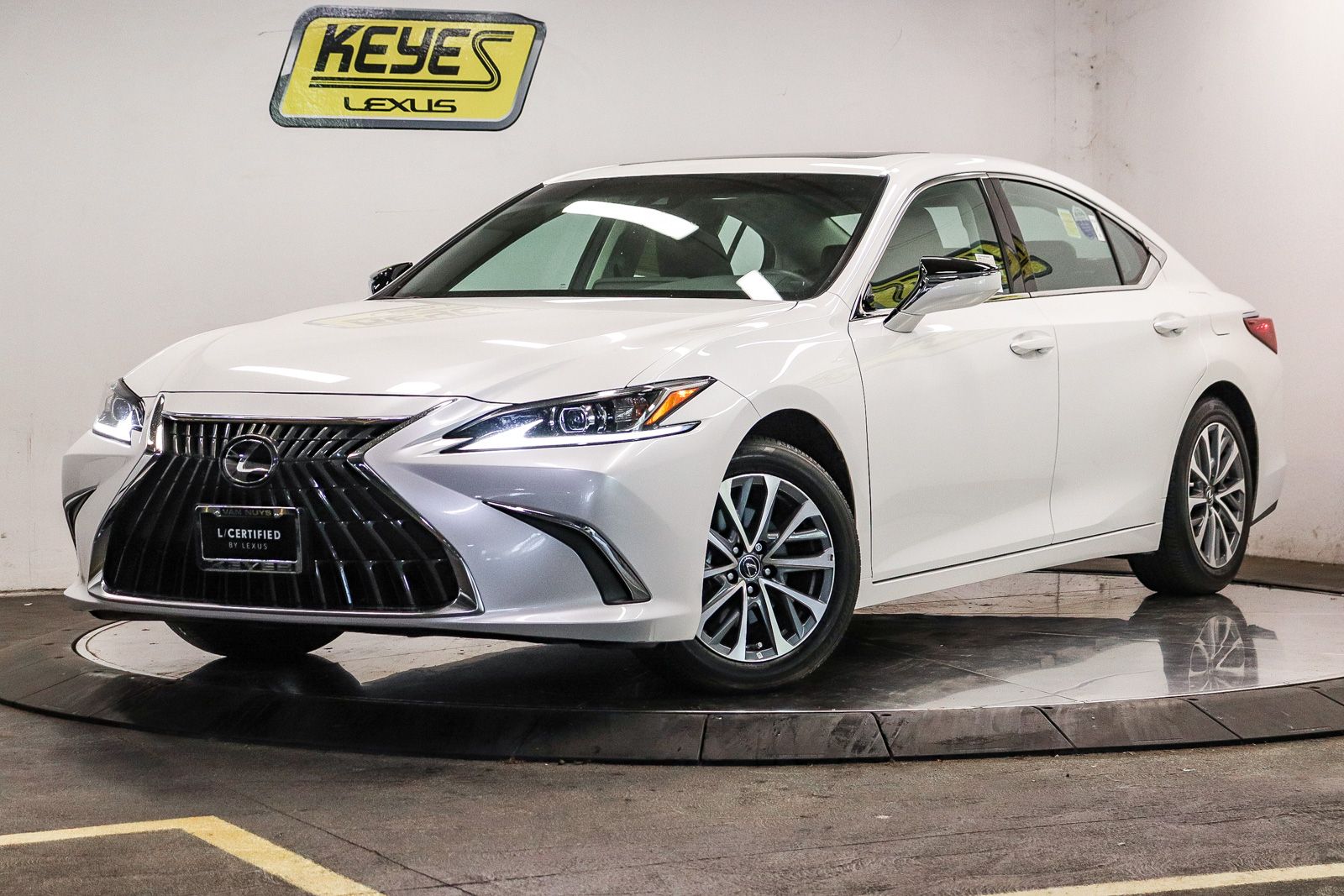 2025 LEXUS ES 350