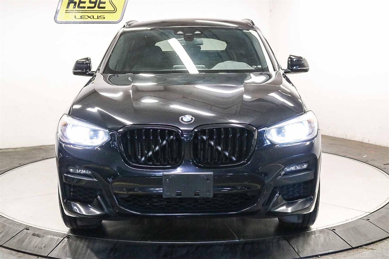 Thumbnail: 2021 BMW X4 - 2