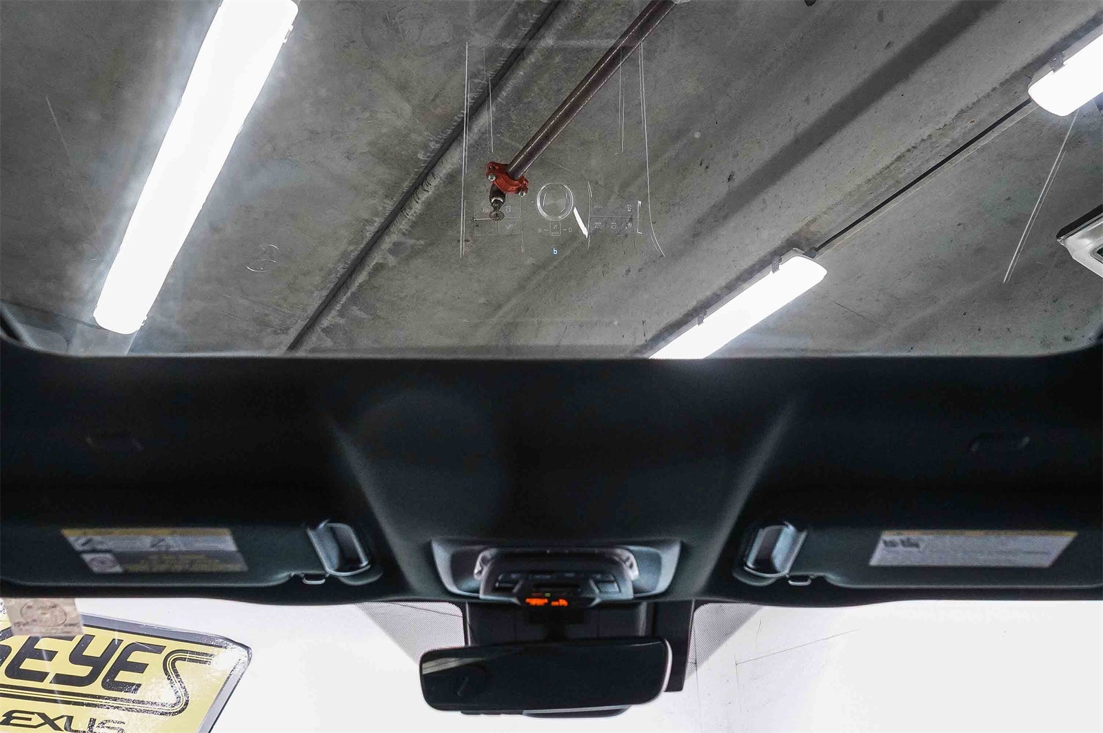 Thumbnail: 2024 Toyota bZ4X - 16