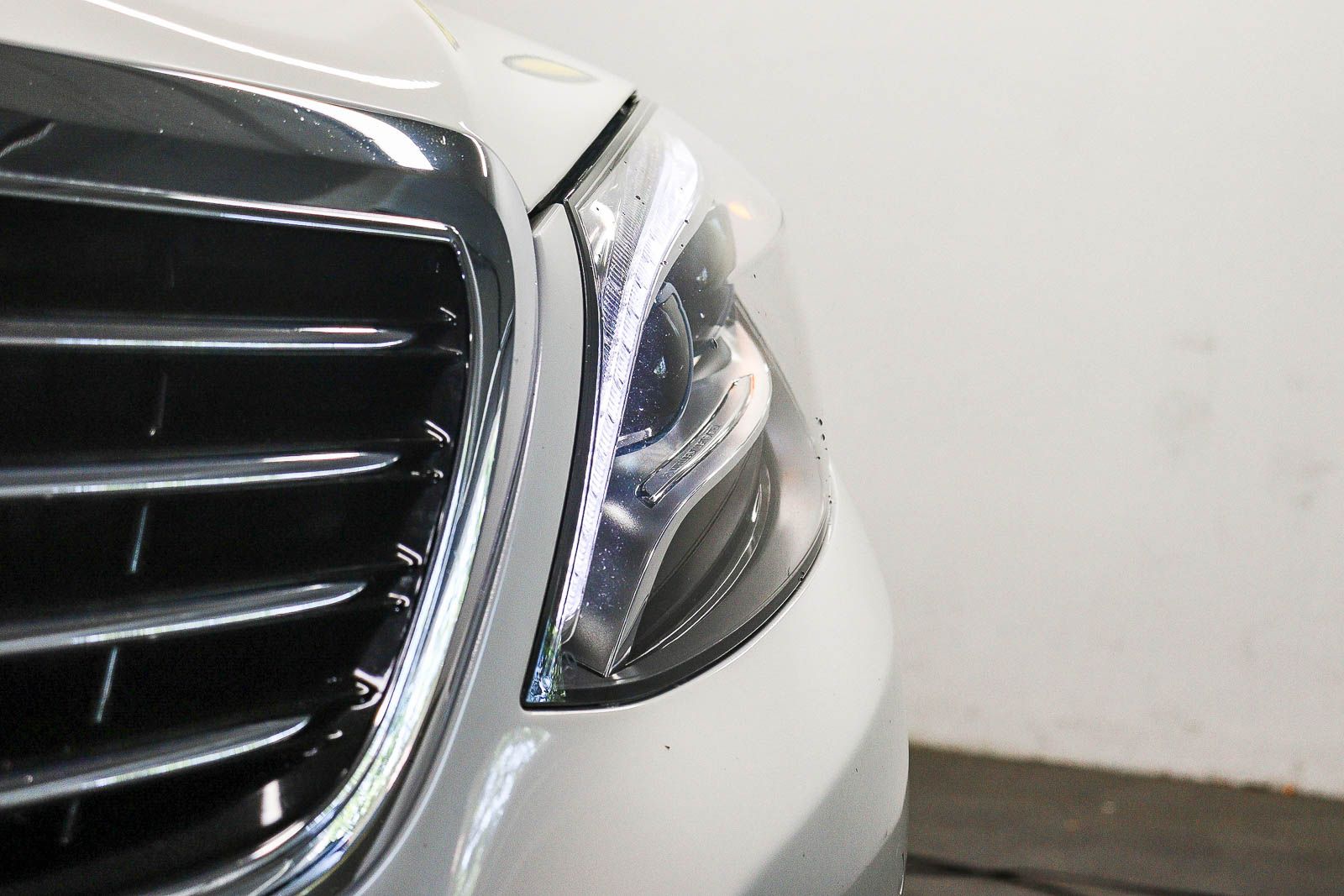 Thumbnail: 2017 Mercedes-Benz S-Class - 7