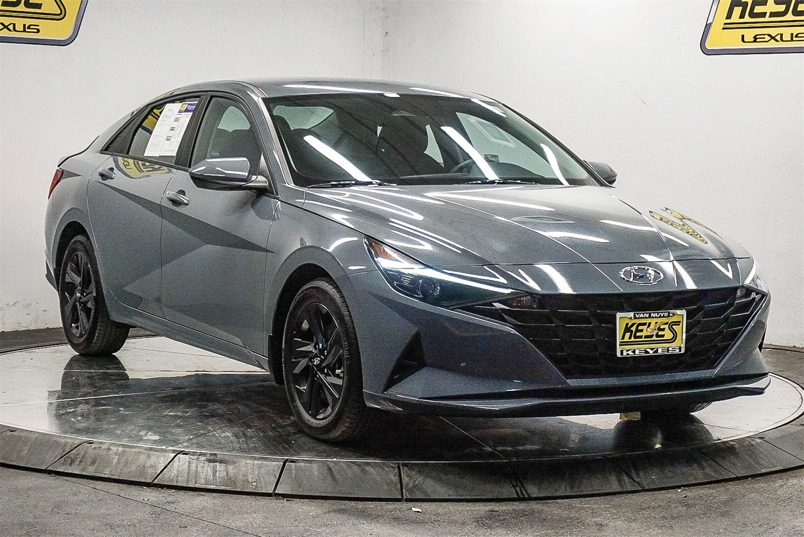 Thumbnail: 2023 Hyundai Elantra - 5