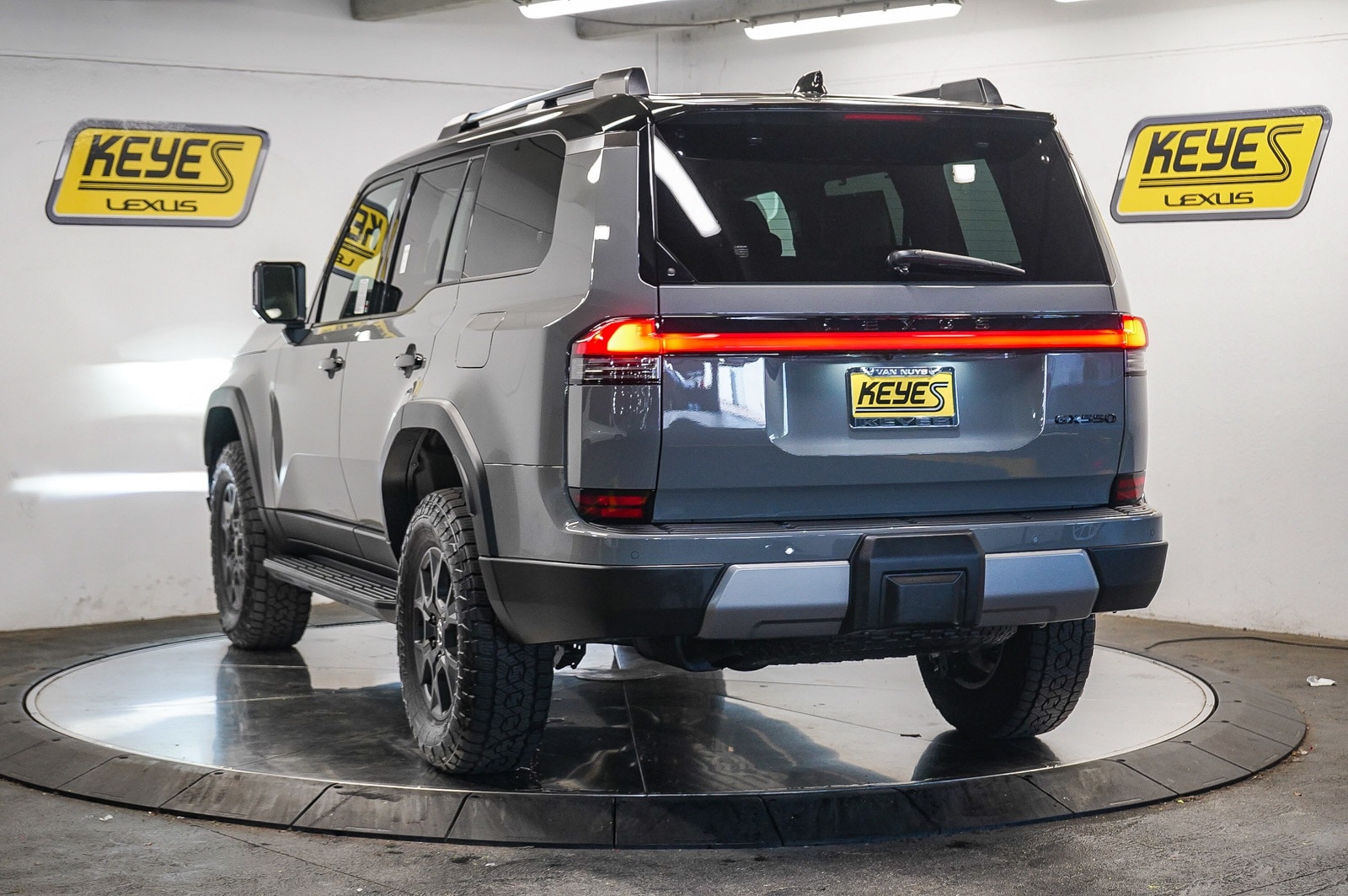 Thumbnail: 2025 Lexus GX - 2