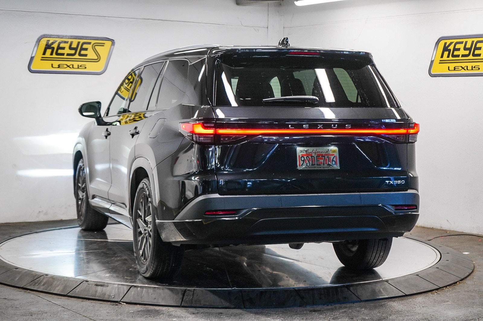 Thumbnail: 2024 Lexus TX - 2