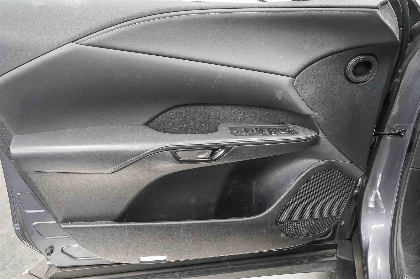 Thumbnail: 2023 Lexus RX - 22