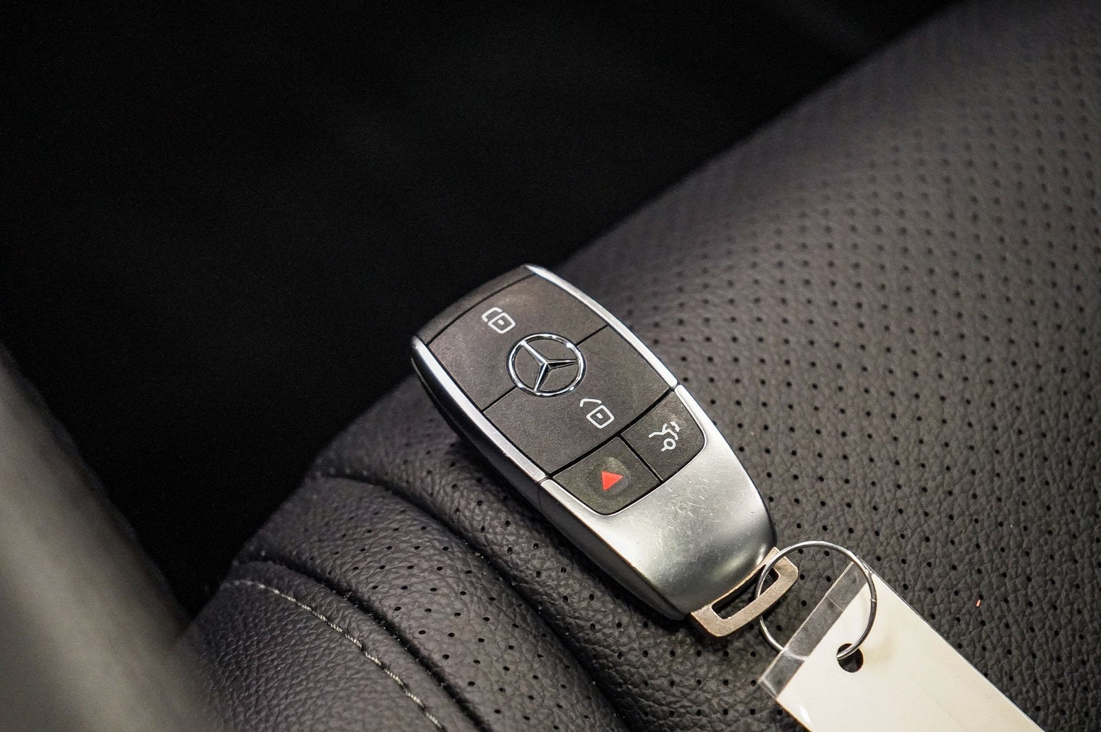 Thumbnail: 2020 Mercedes-Benz GLE - 27