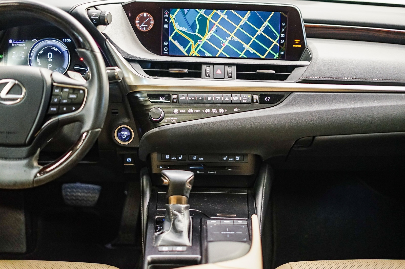 Thumbnail: 2020 Lexus ES - 15