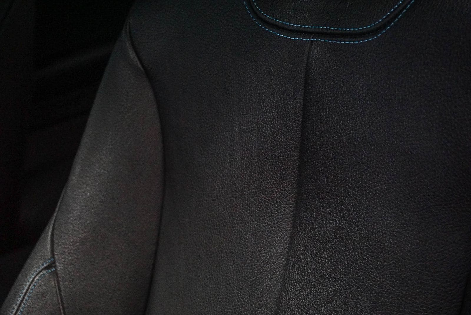 Thumbnail: 2018 BMW M2 - 25