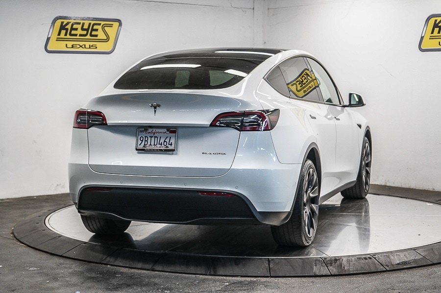Thumbnail: 2022 Tesla Model Y - 4