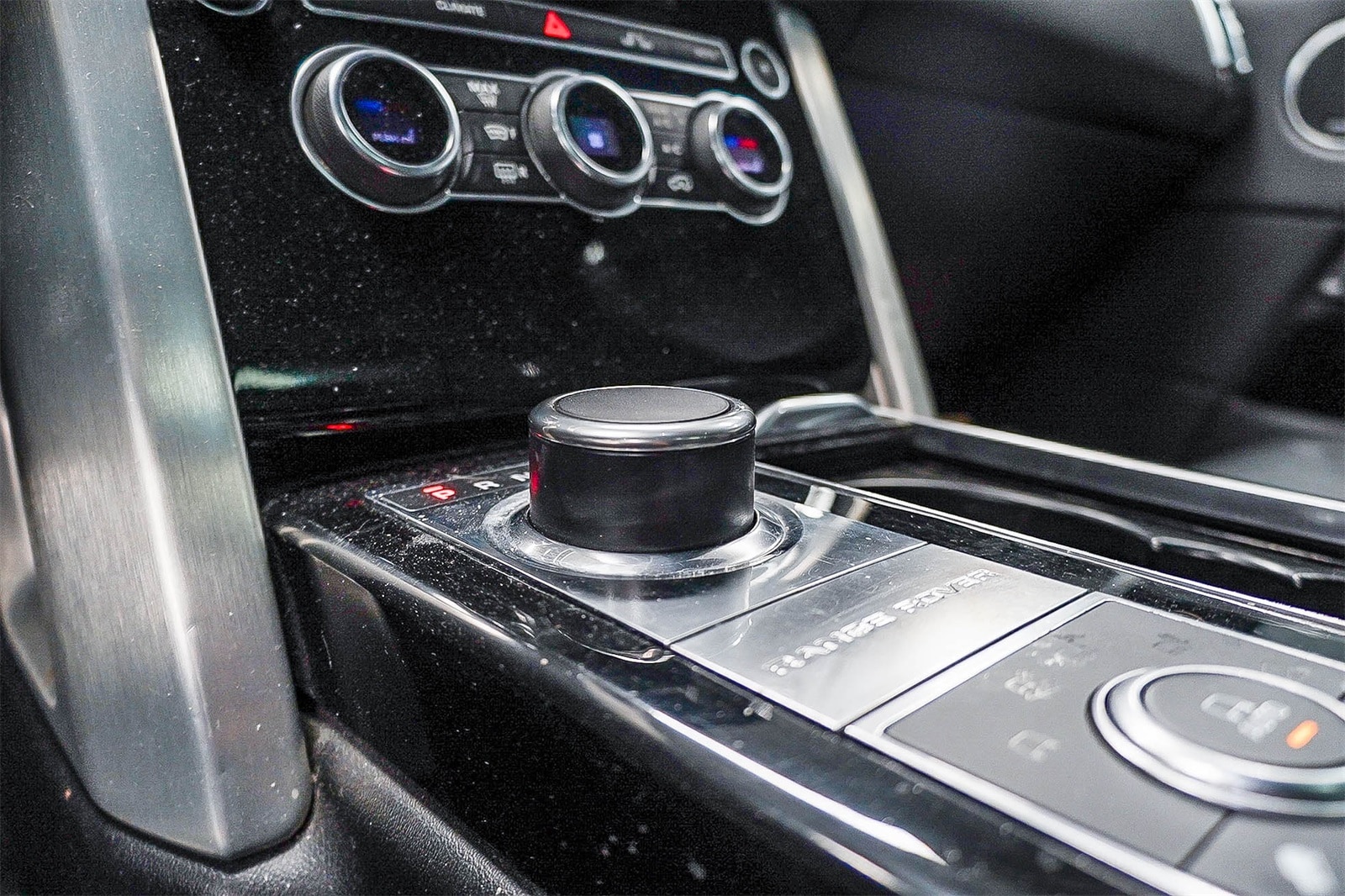 Thumbnail: 2016 Land Rover Range Rover - 22