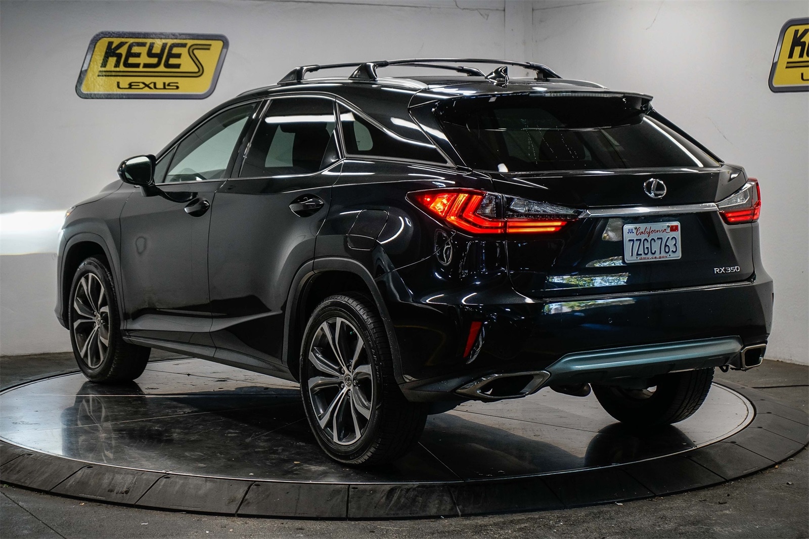 Thumbnail: 2017 Lexus RX - 2