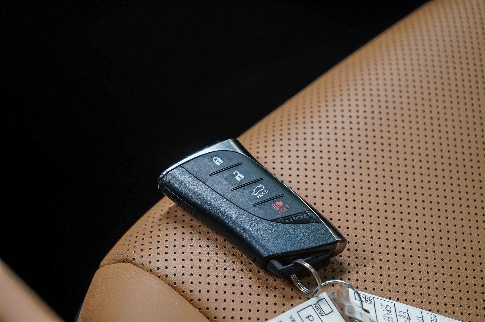 Thumbnail: 2023 Lexus ES - 27