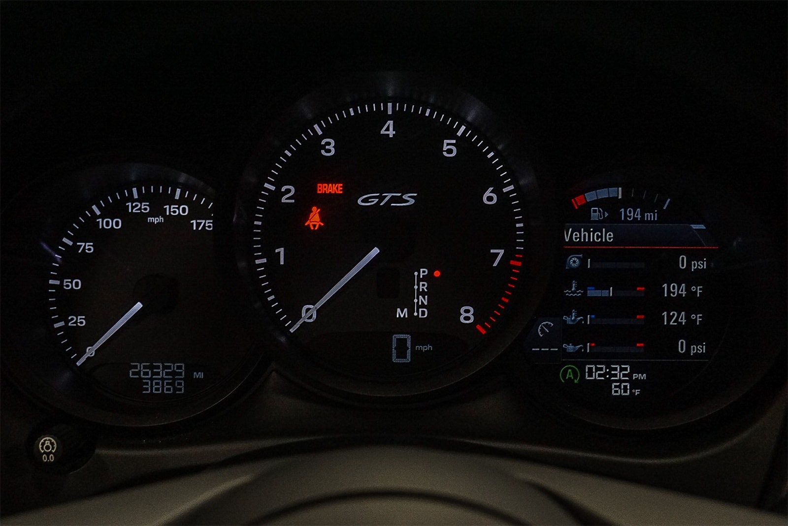 Thumbnail: 2023 Porsche Macan - 25