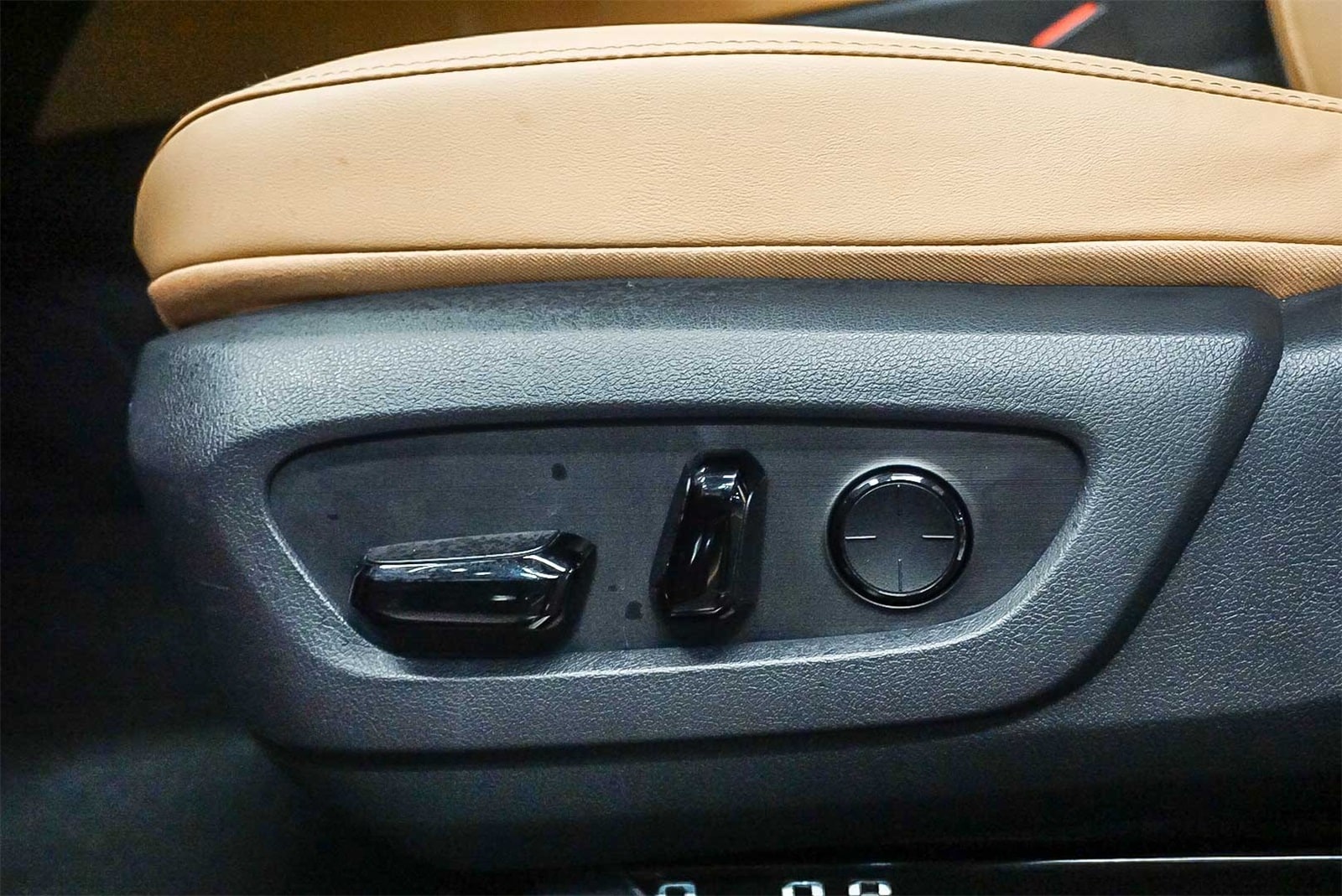 Thumbnail: 2024 Lexus NX - 21