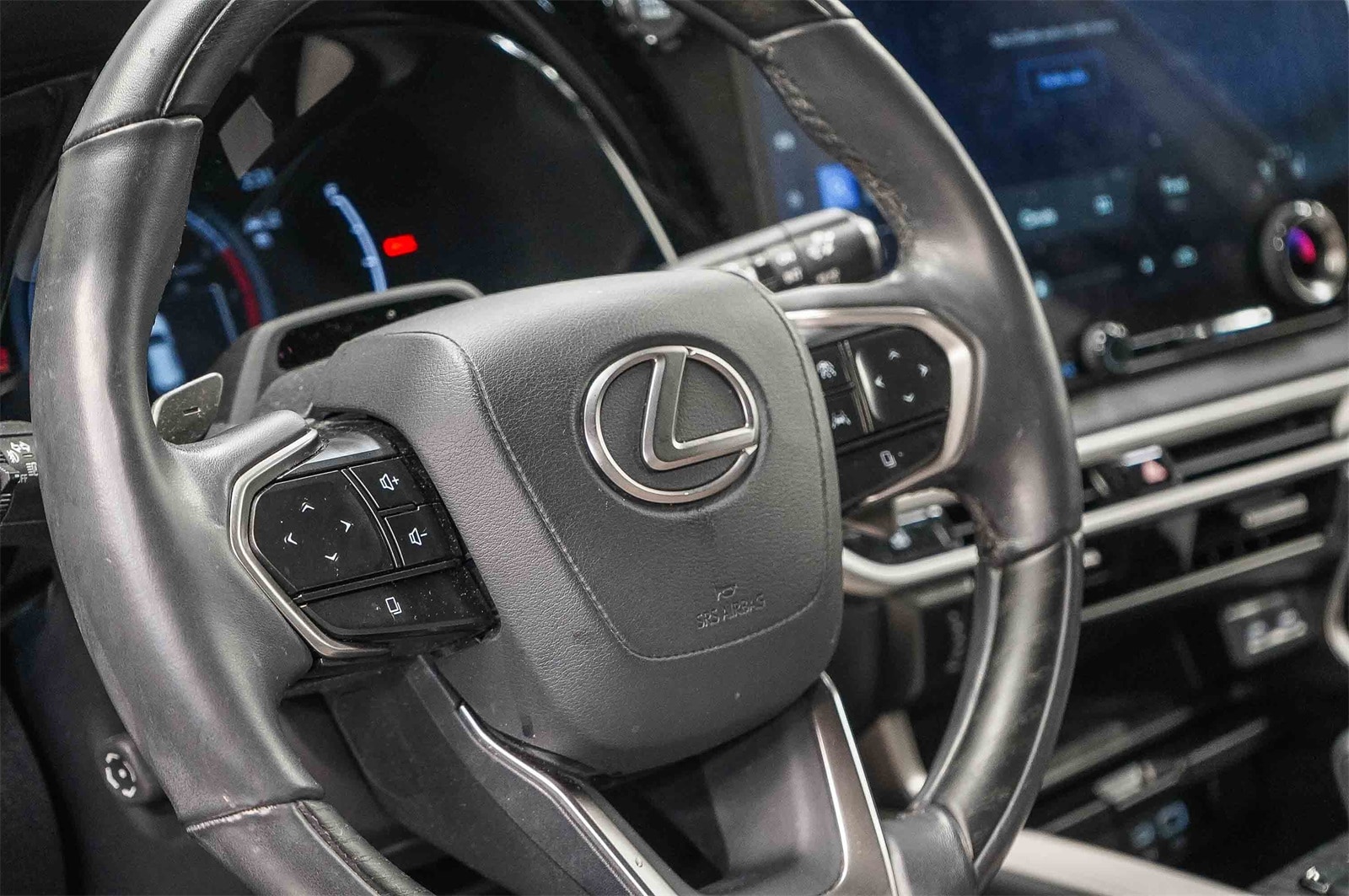 Thumbnail: 2023 Lexus RX - 21