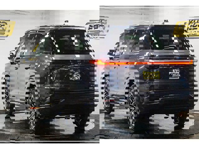 2026 Lexus TX 350 Luxury photo 2