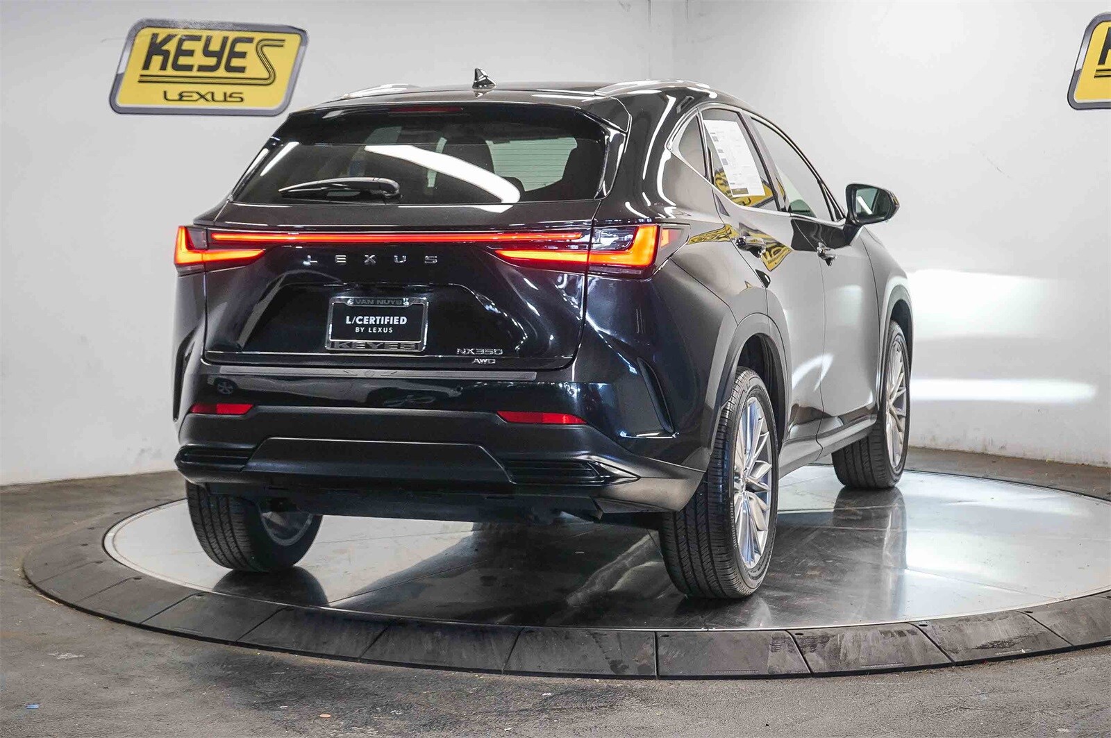 2024 Lexus NX 350 Luxury photo 4
