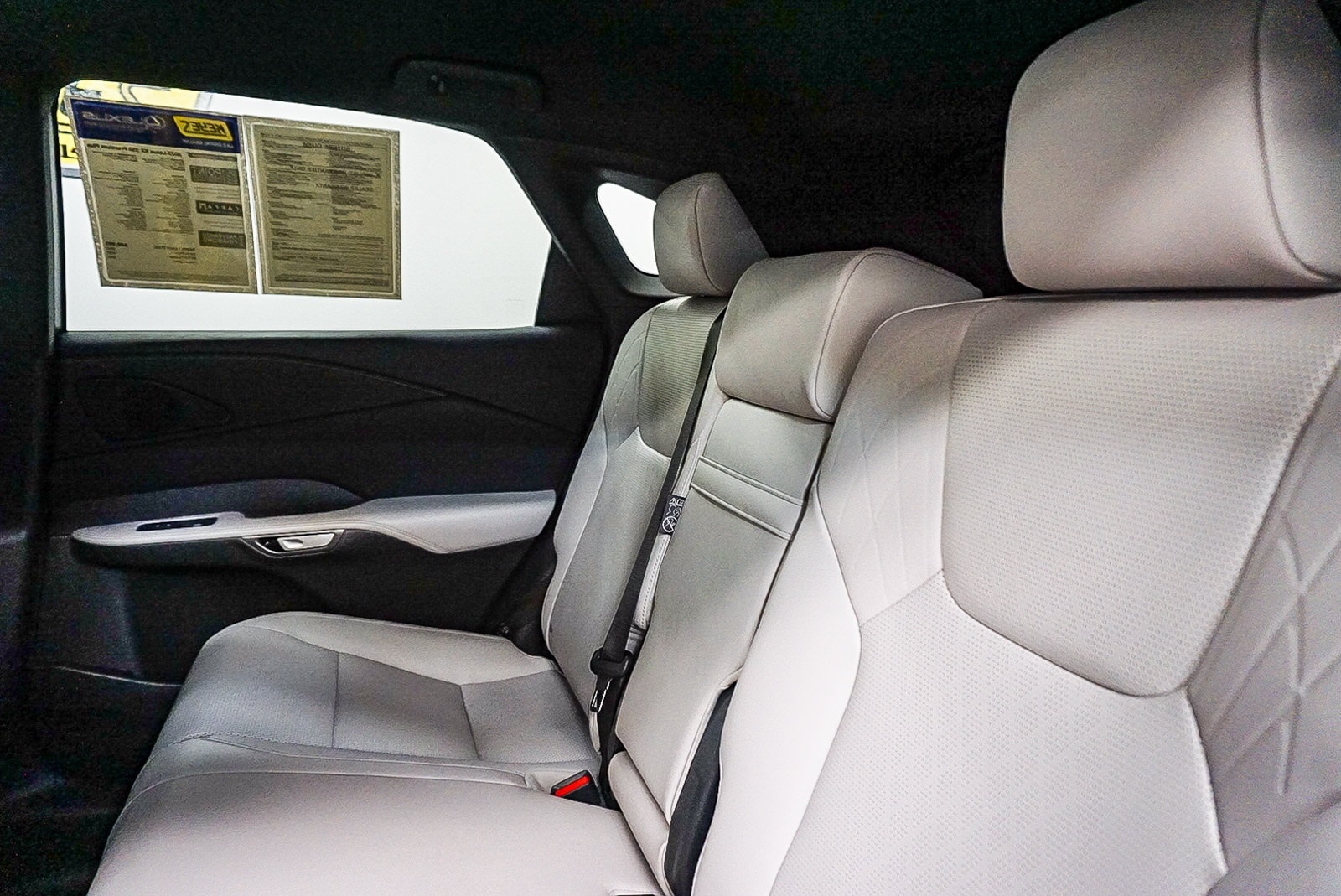 Thumbnail: 2023 Lexus RX - 19