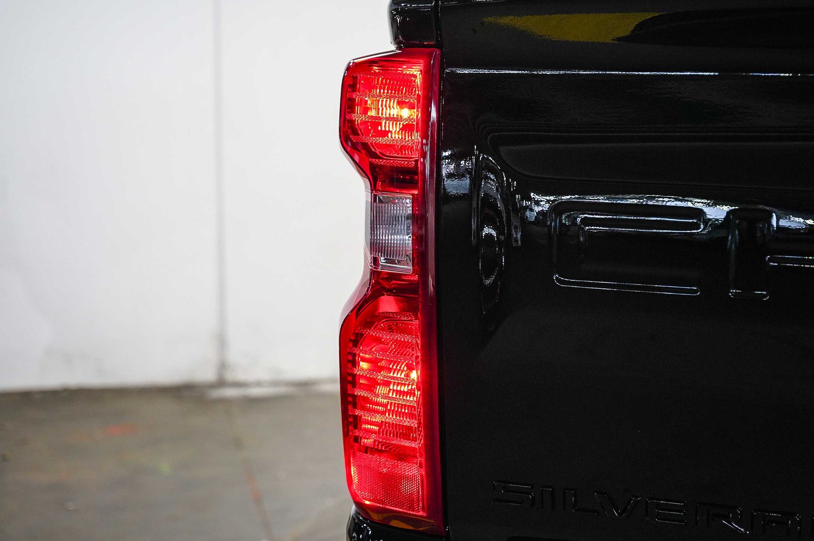 Thumbnail: 2026 Chevrolet Silverado 1500 - 11