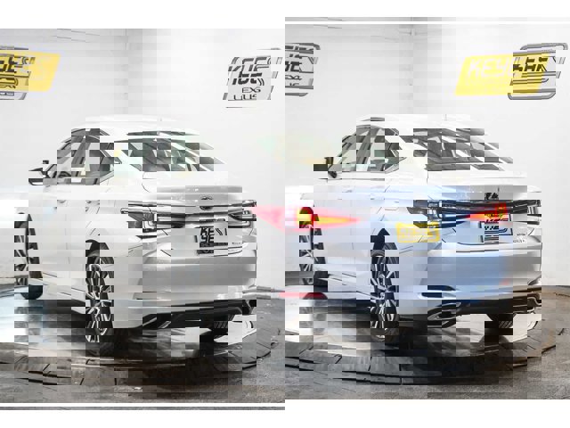 Thumbnail: 2025 Lexus ES - 2