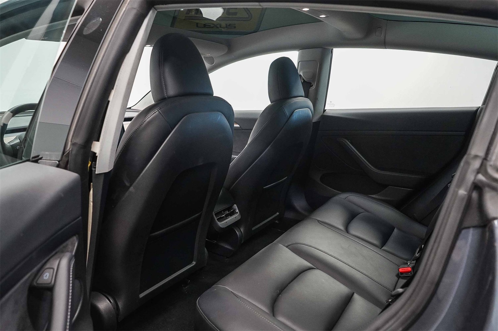 Thumbnail: 2023 Tesla Model 3 - 18