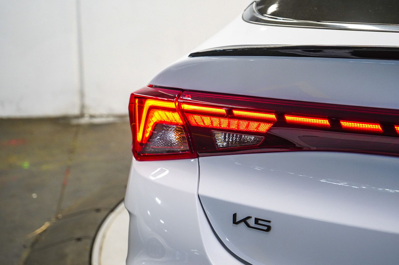 Thumbnail: 2024 Kia K5 - 10
