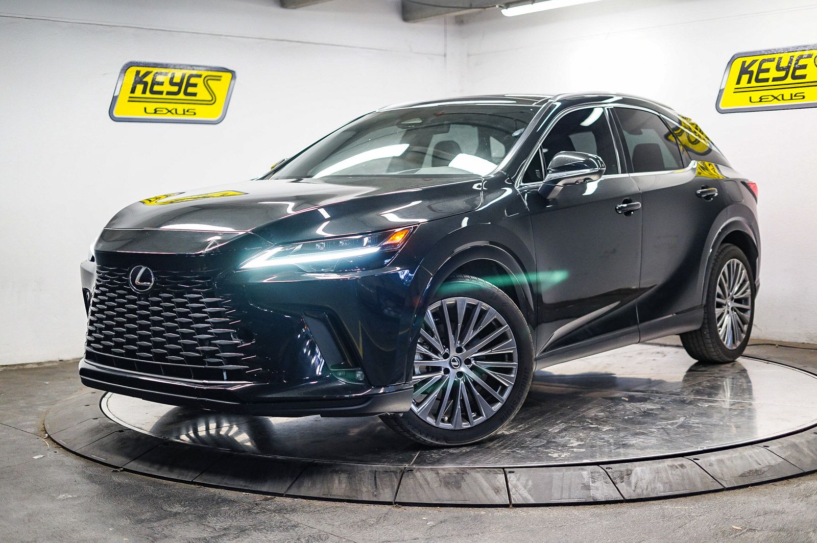 Thumbnail: 2024 Lexus RX - 1