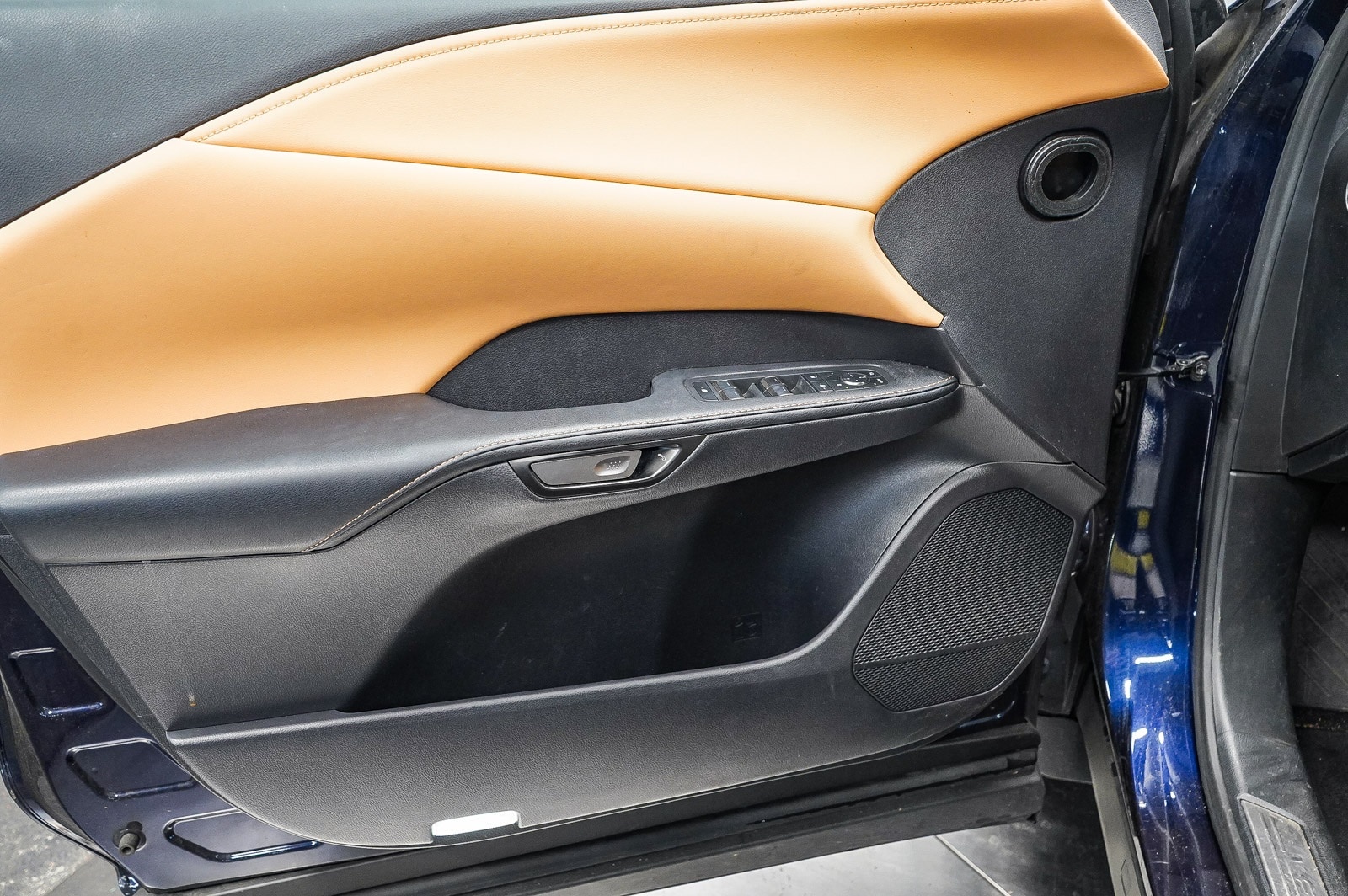 Thumbnail: 2024 Lexus RX - 22