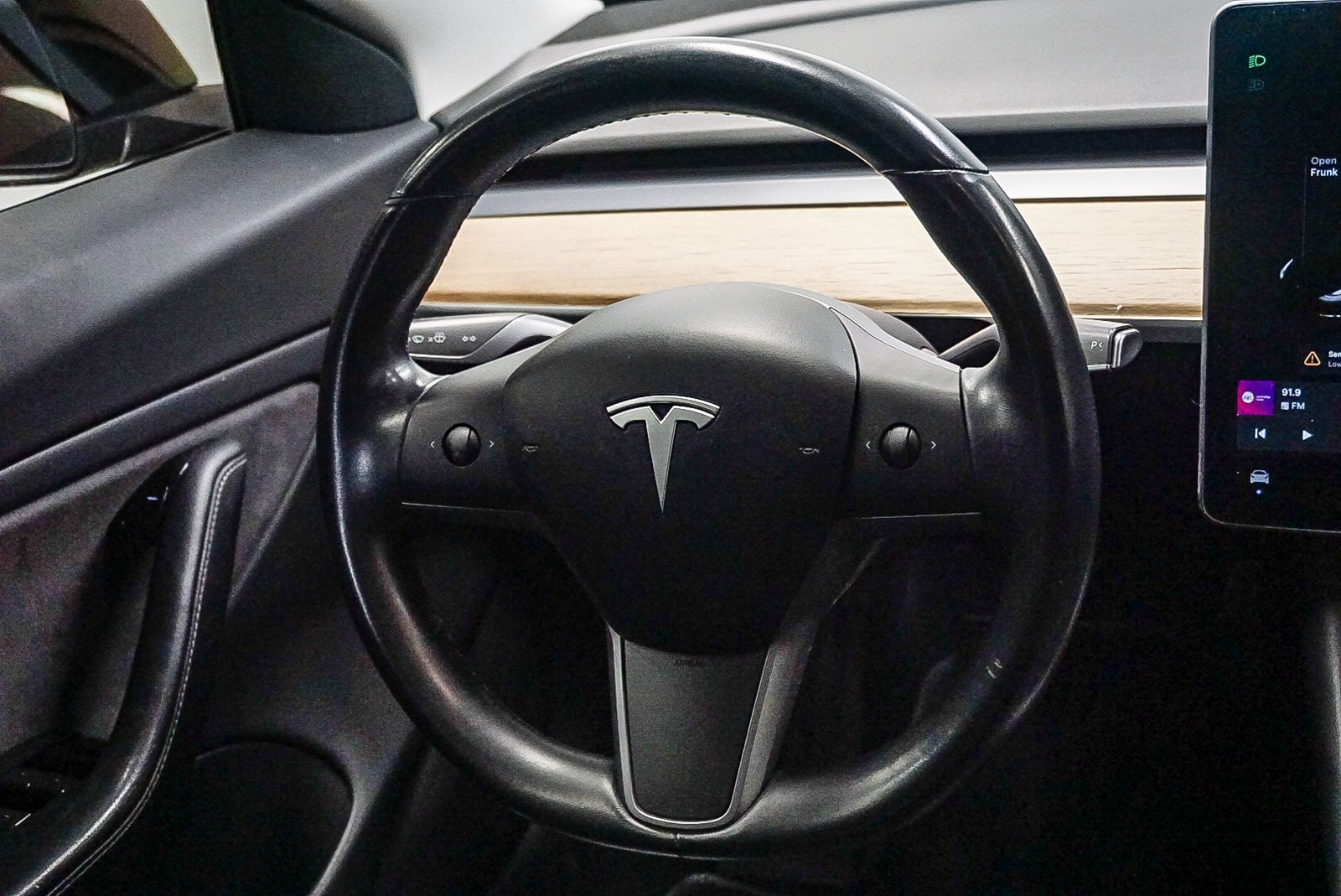 Thumbnail: 2018 Tesla Model 3 - 15