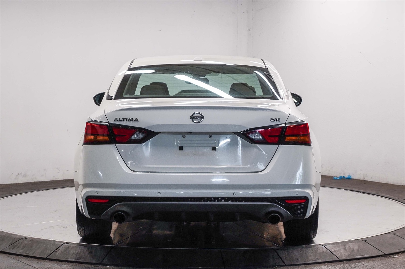 Thumbnail: 2022 Nissan Altima - 5