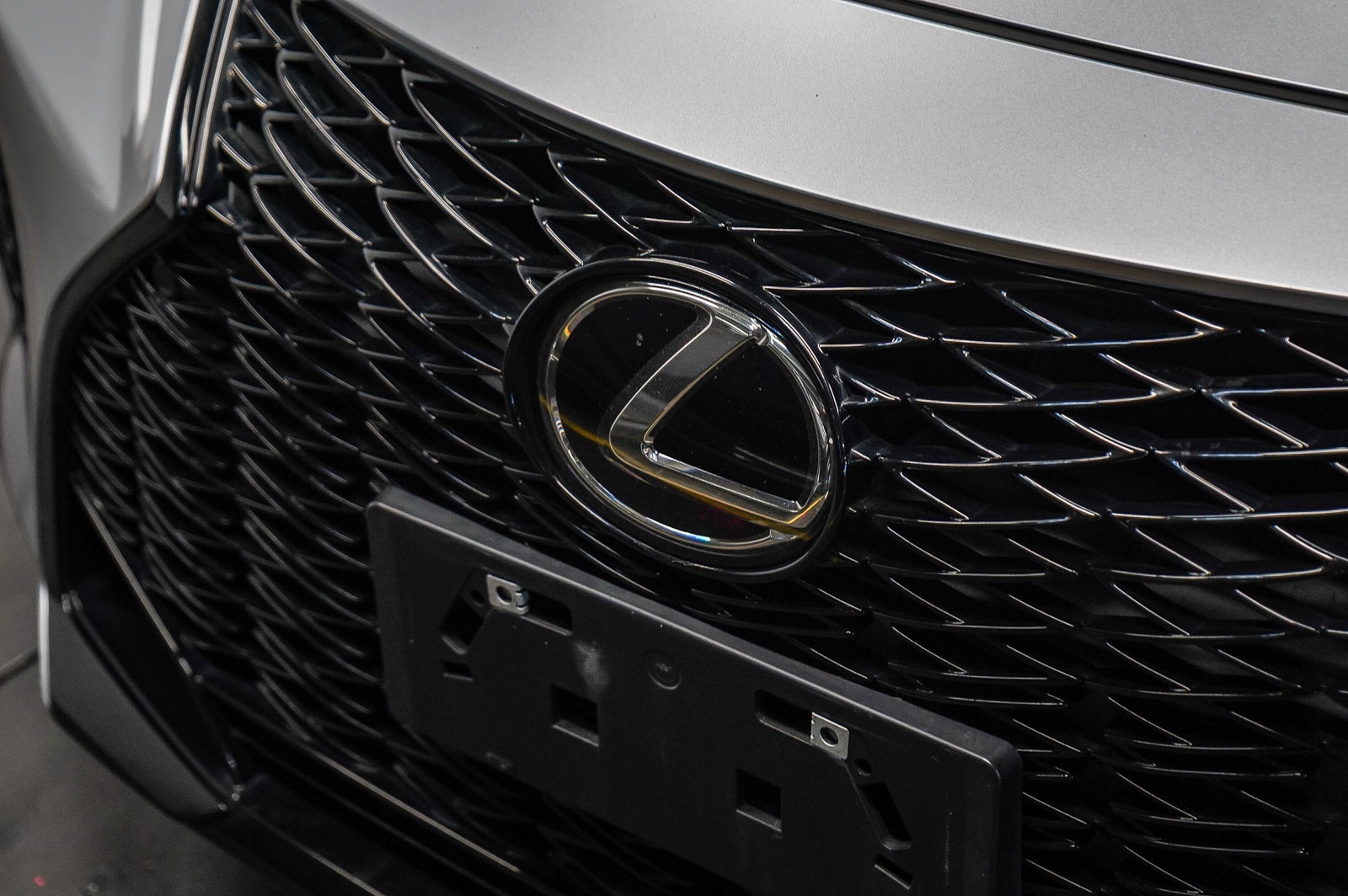 Thumbnail: 2022 Lexus IS - 8