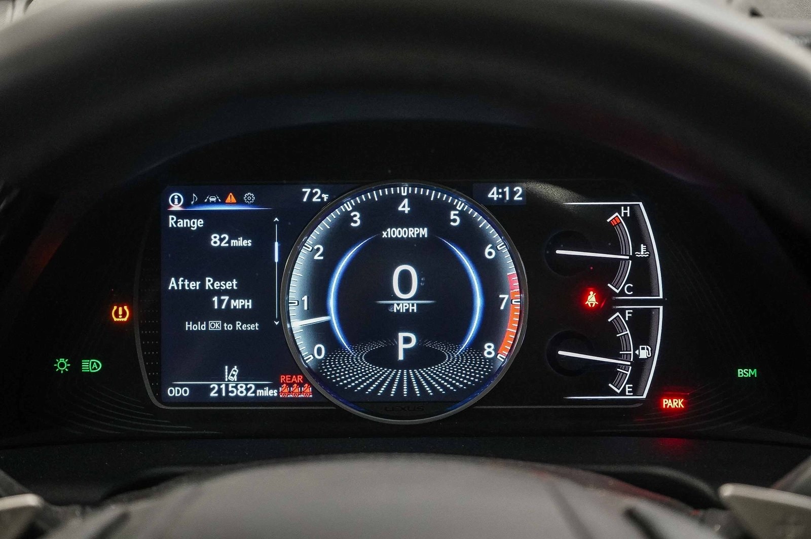 Thumbnail: 2022 Lexus ES - 25