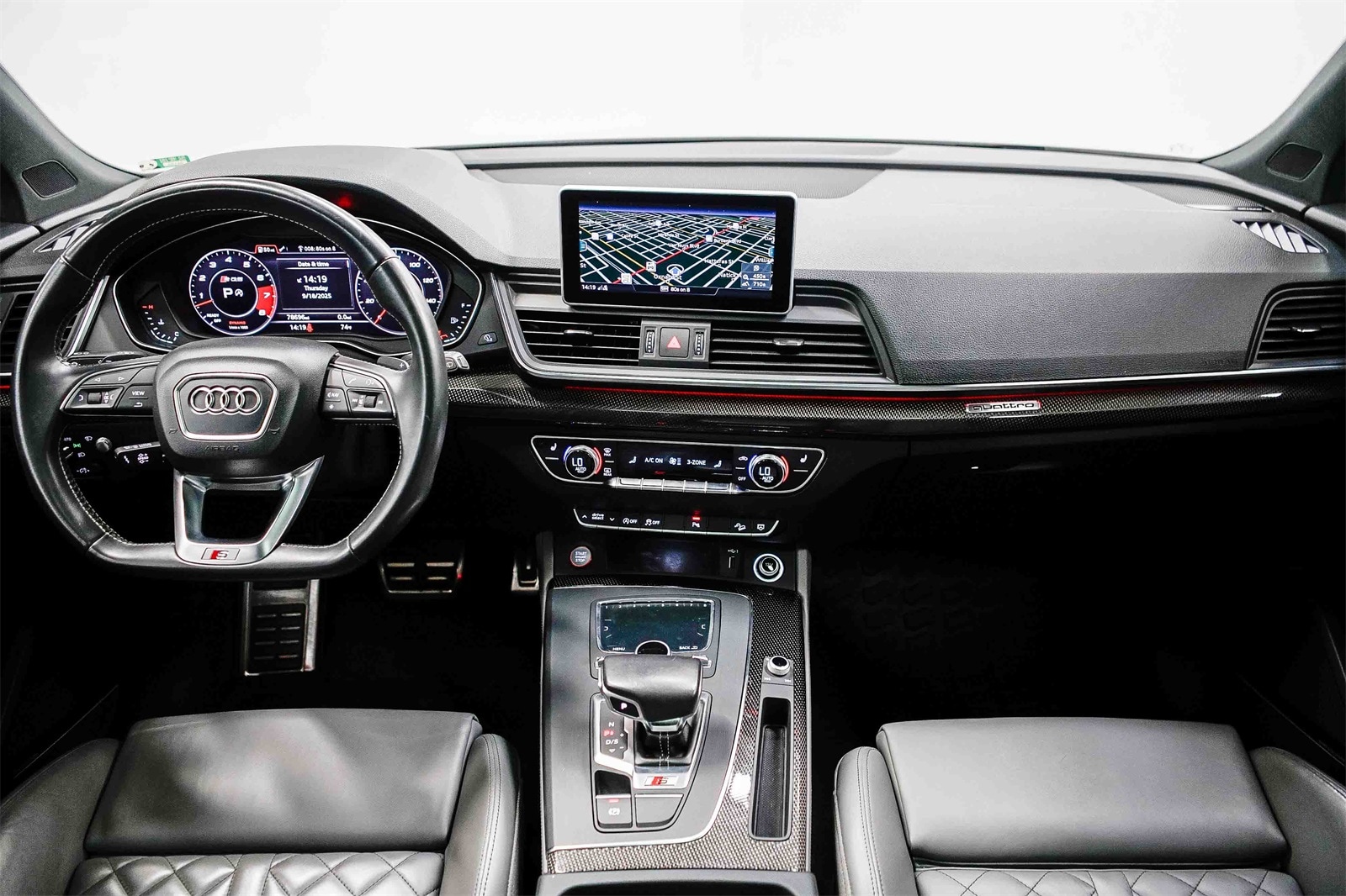 Thumbnail: 2018 Audi SQ5 - 12