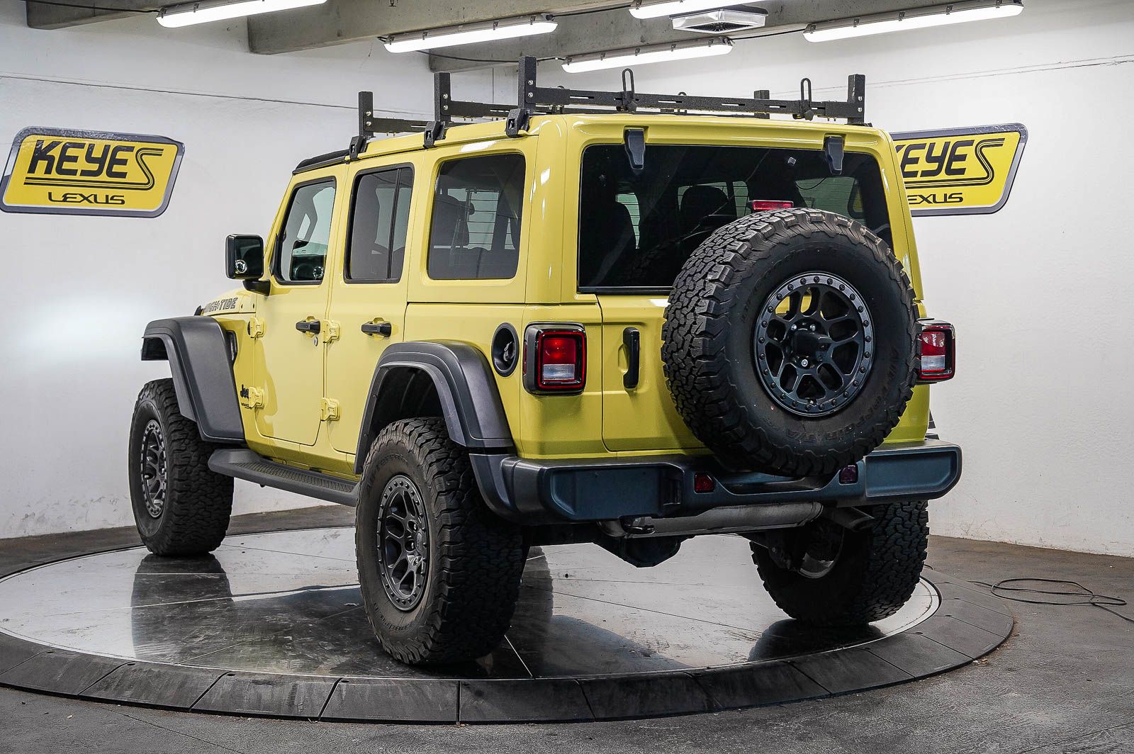 Thumbnail: 2022 Jeep Wrangler - 2