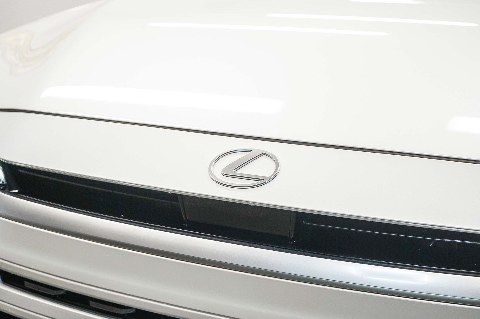 Thumbnail: 2025 Lexus TX - 8