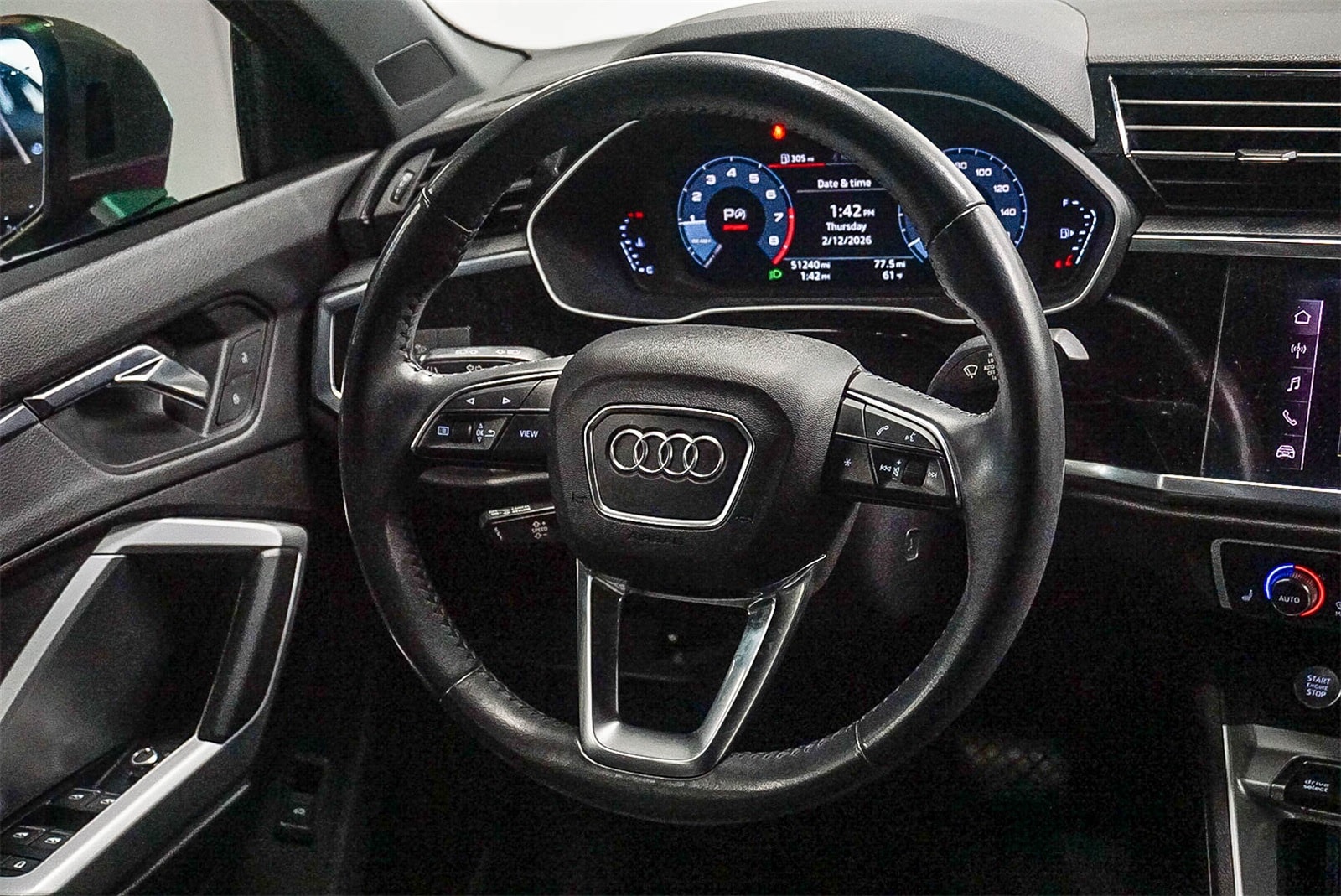 Thumbnail: 2020 Audi Q3 - 17