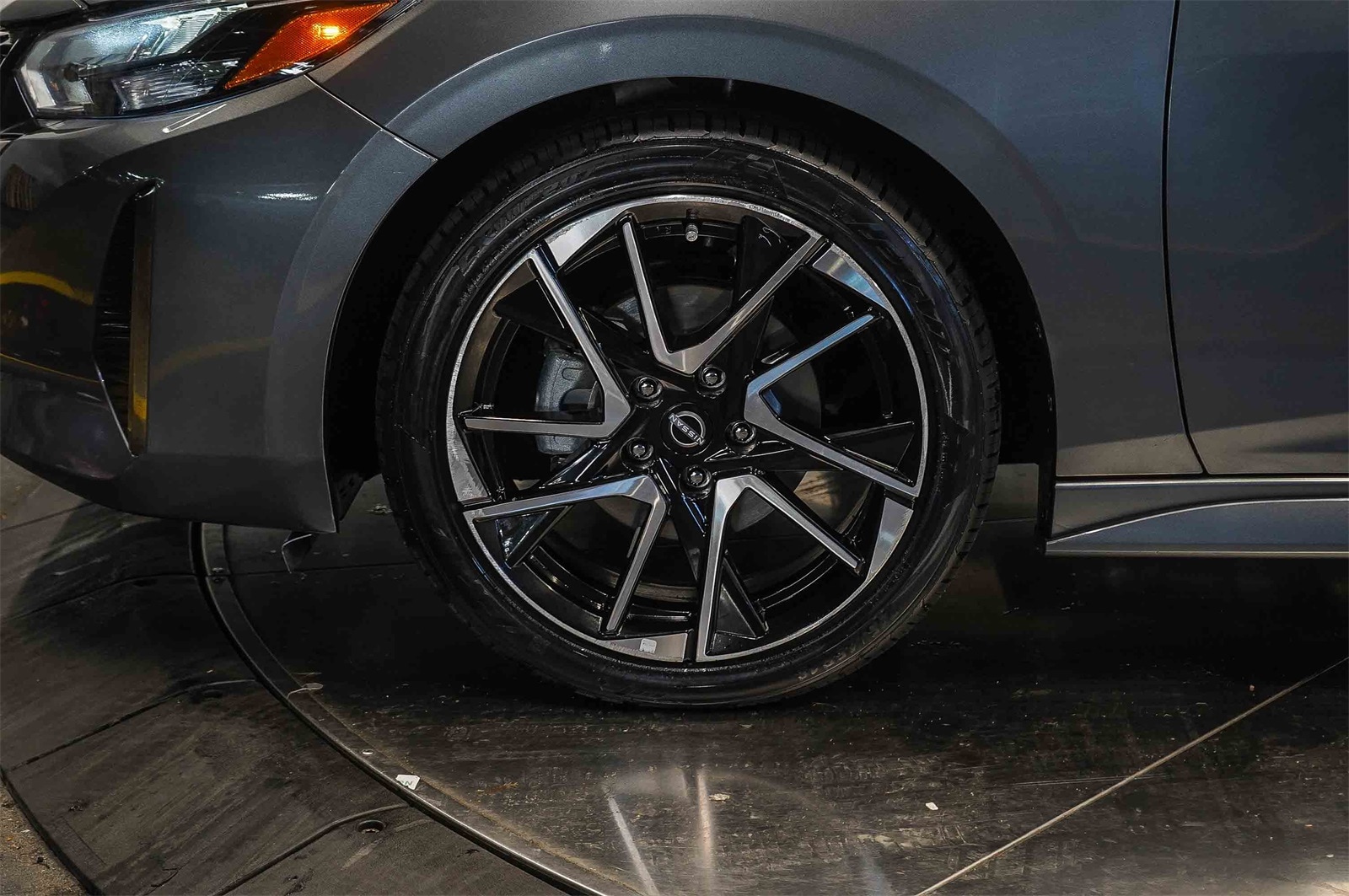 Thumbnail: 2025 Nissan Sentra - 9