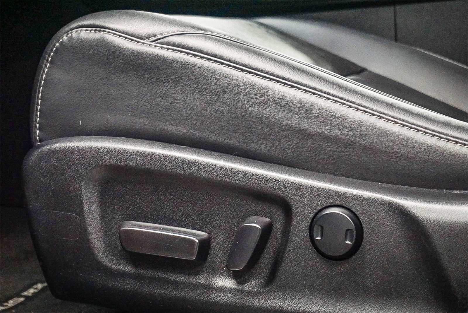 Thumbnail: 2022 Lexus RX - 21