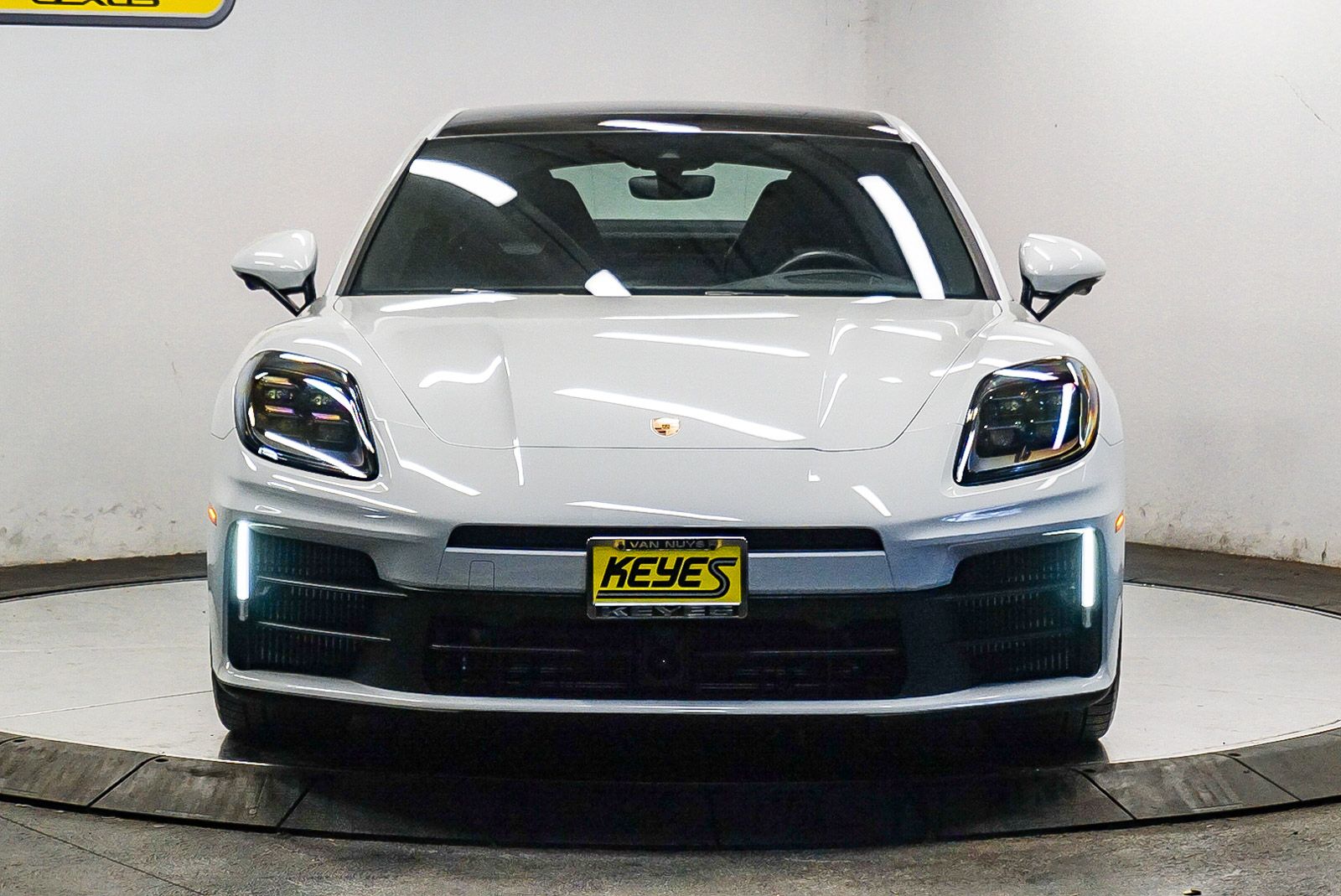 Thumbnail: 2024 Porsche Panamera - 6